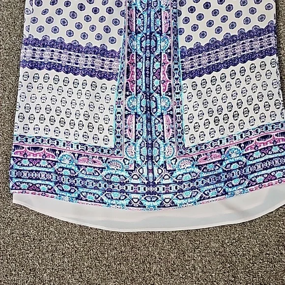 Top - Picture 7 of 15